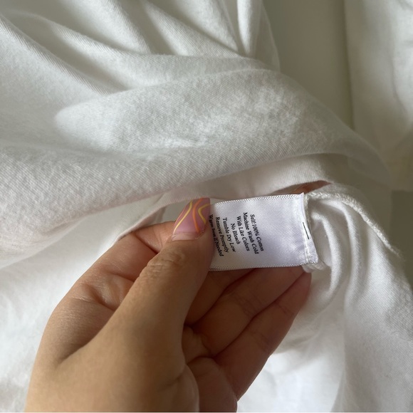 Johnny was basic white 3/4 sleeve cotton shirt - Picture 3 of 4